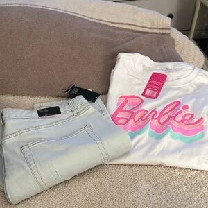 Barbie tee Large & Wild Fable light wash high rise tapered jean sz 14 28’ inseam